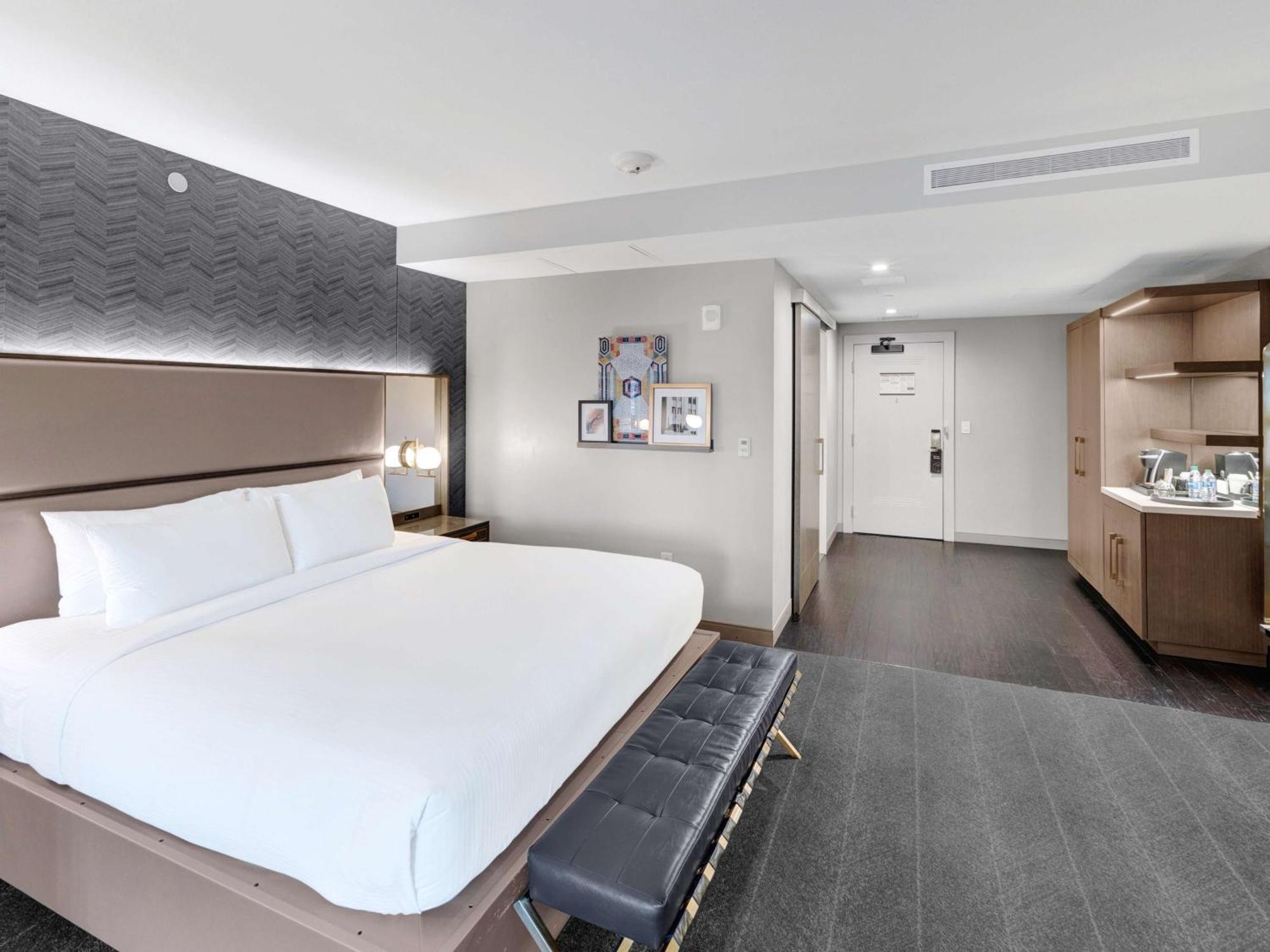 Tulsa Club Hotel Curio Collection By Hilton Exteriör bild